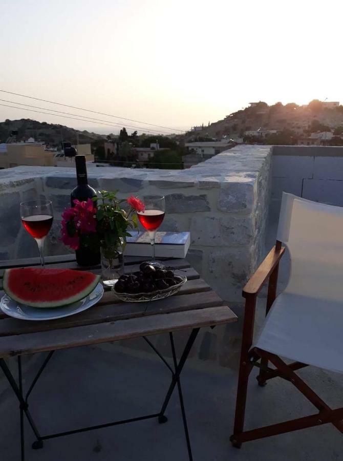 Kritikies Elaia Guest House Pitsidia Bagian luar foto